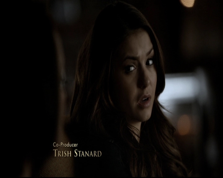 VampireDiariesWorld-dot-org_5x19ManOnFire0178.jpg