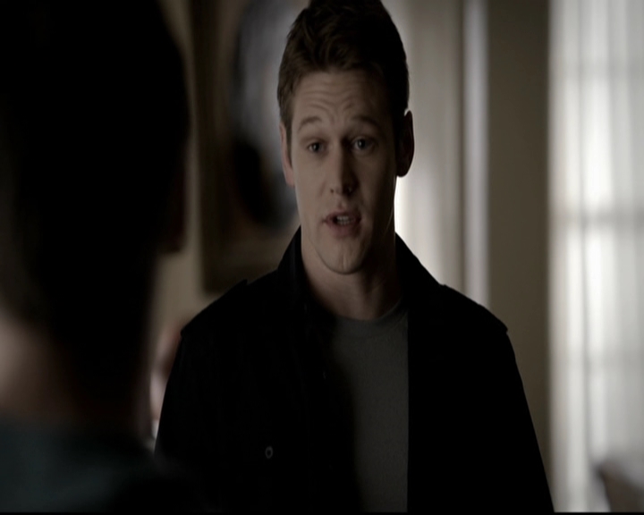 VampireDiariesWorld-dot-org_5x19ManOnFire0186.jpg