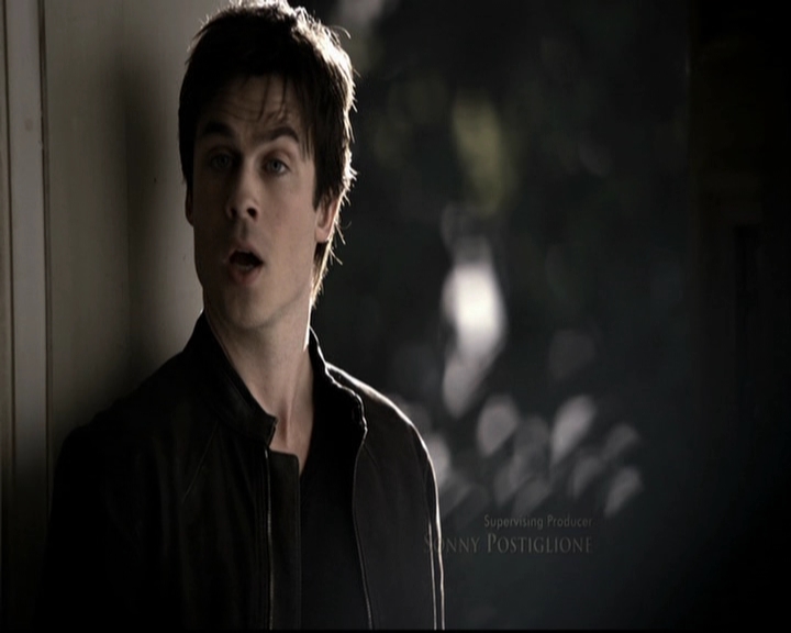 VampireDiariesWorld-dot-org_5x19ManOnFire0202.jpg