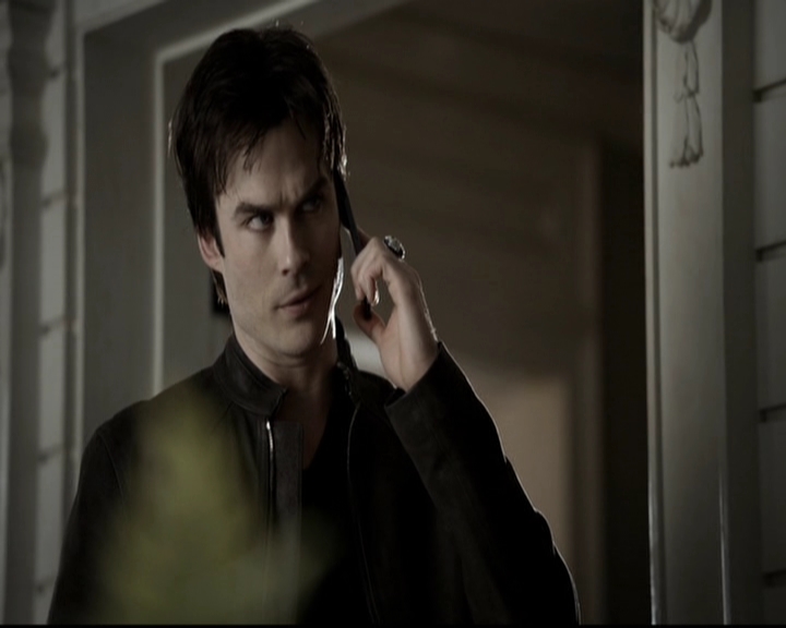 VampireDiariesWorld-dot-org_5x19ManOnFire0335.jpg