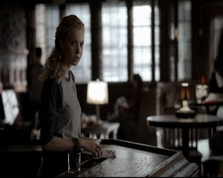 VampireDiariesWorld-dot-org_5x19ManOnFire0371.jpg