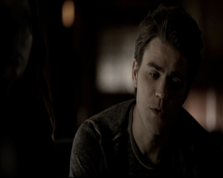 VampireDiariesWorld-dot-org_5x19ManOnFire0396.jpg