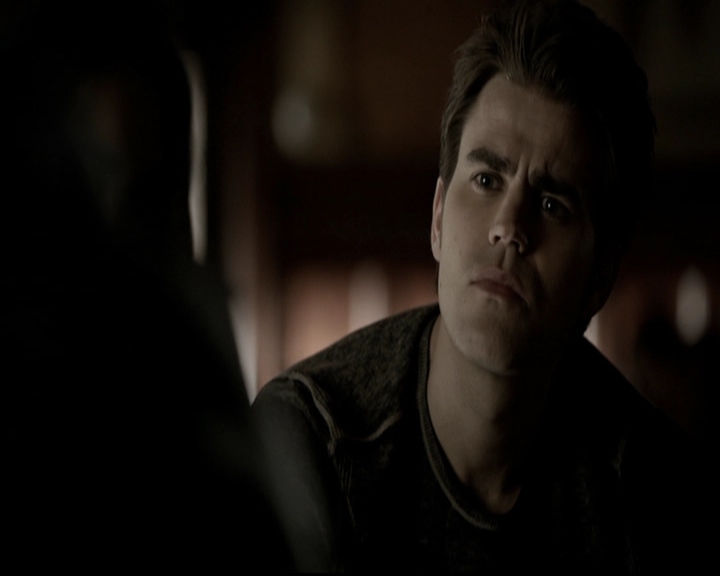 VampireDiariesWorld-dot-org_5x19ManOnFire0410.jpg