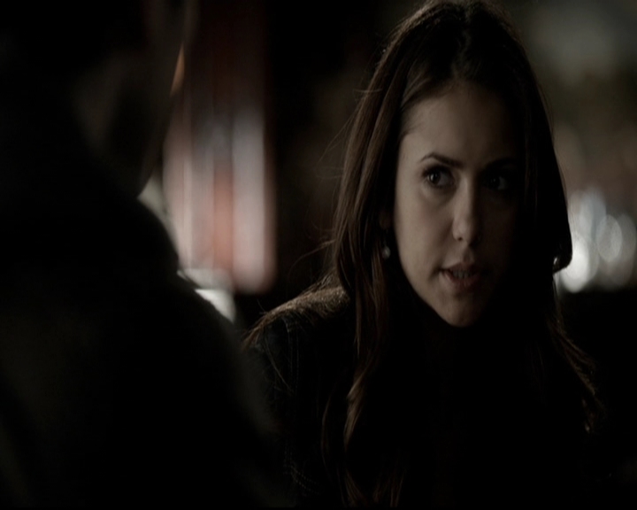 VampireDiariesWorld-dot-org_5x19ManOnFire0412.jpg