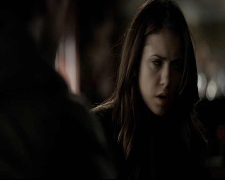 VampireDiariesWorld-dot-org_5x19ManOnFire0470.jpg