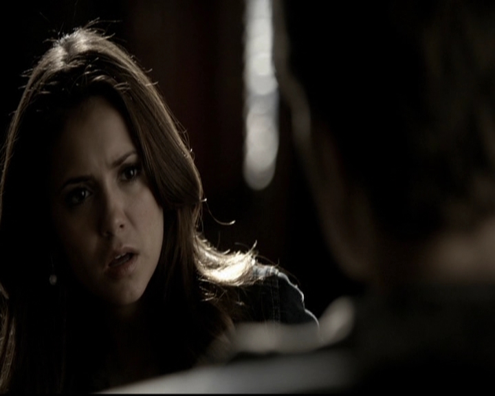 VampireDiariesWorld-dot-org_5x19ManOnFire0473.jpg