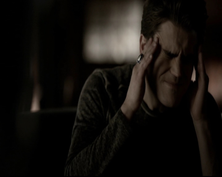 VampireDiariesWorld-dot-org_5x19ManOnFire0498.jpg