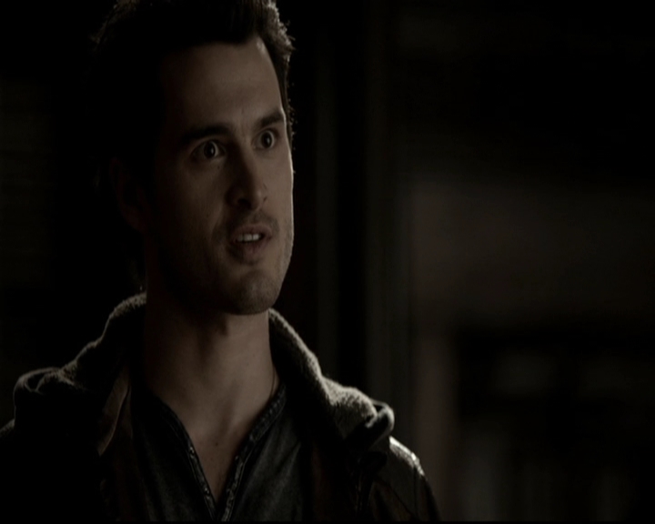 VampireDiariesWorld-dot-org_5x19ManOnFire0513.jpg