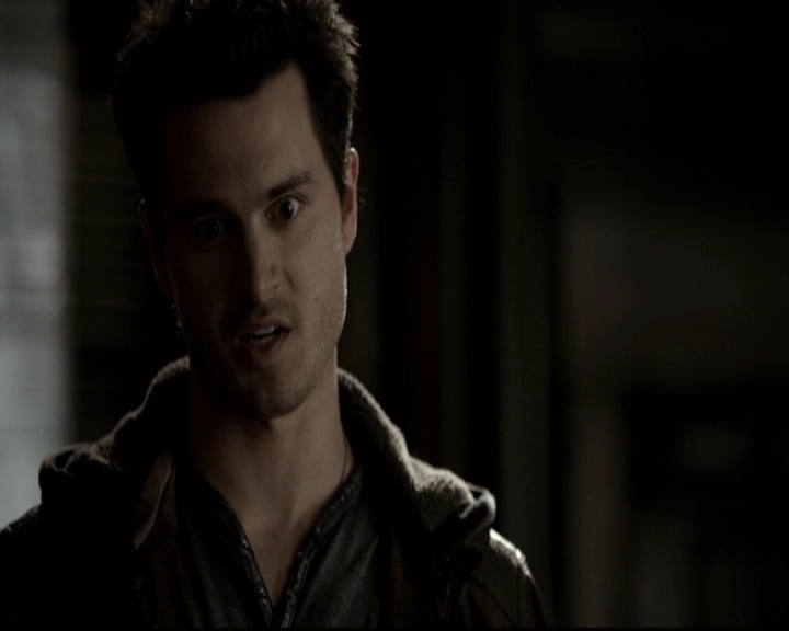 VampireDiariesWorld-dot-org_5x19ManOnFire0519.jpg