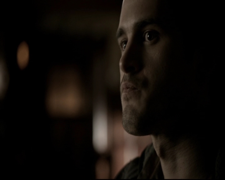 VampireDiariesWorld-dot-org_5x19ManOnFire0526.jpg