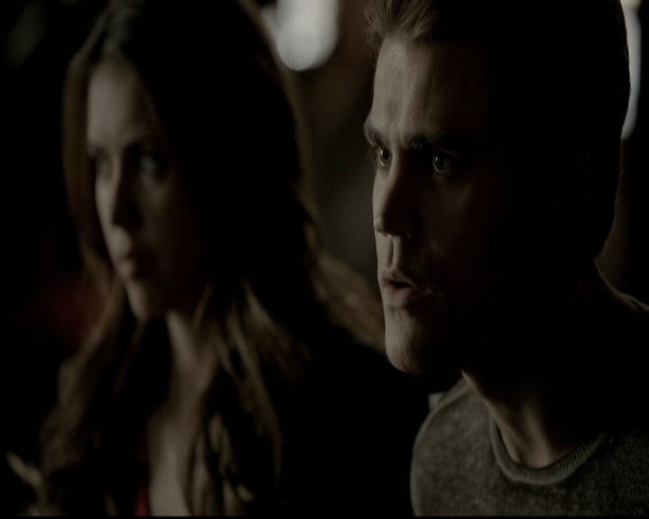 VampireDiariesWorld-dot-org_5x19ManOnFire0588.jpg