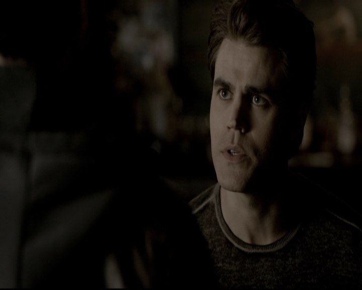 VampireDiariesWorld-dot-org_5x19ManOnFire0590.jpg