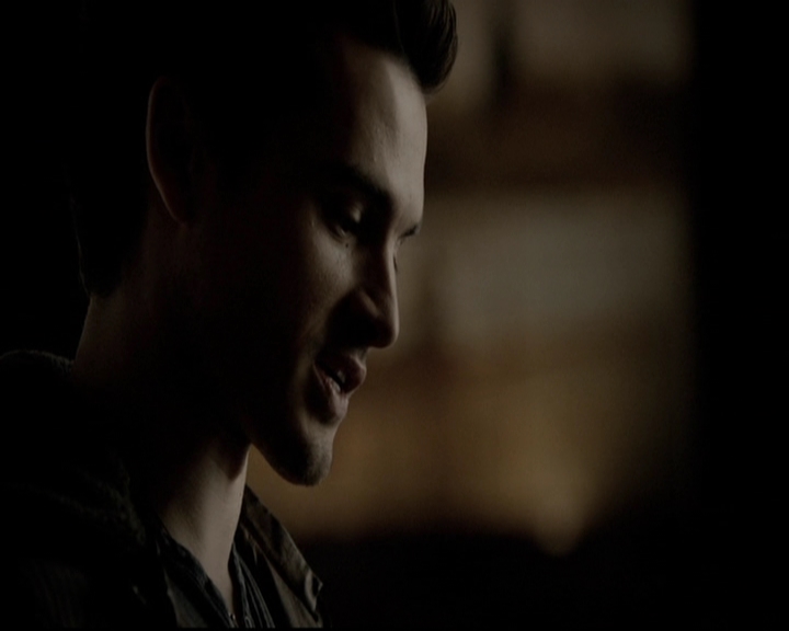 VampireDiariesWorld-dot-org_5x19ManOnFire0606.jpg