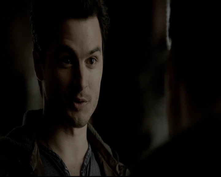 VampireDiariesWorld-dot-org_5x19ManOnFire0626.jpg