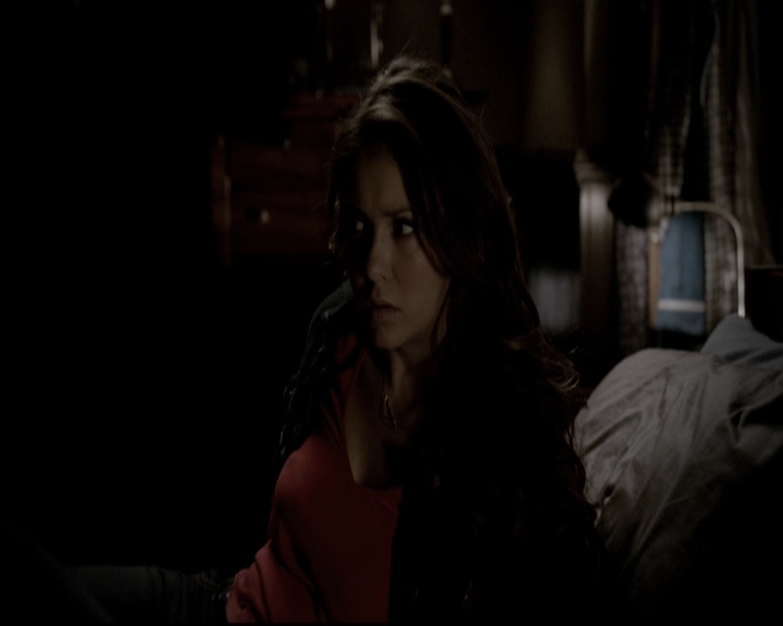 VampireDiariesWorld-dot-org_5x19ManOnFire1853.jpg