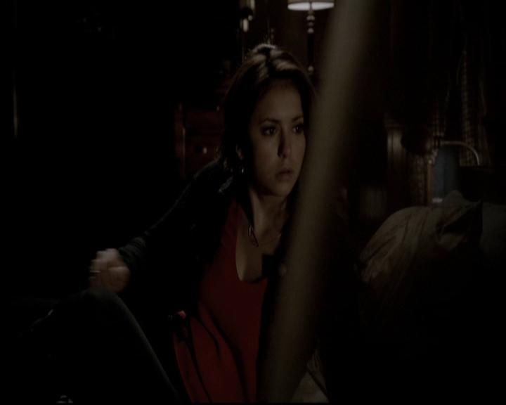 VampireDiariesWorld-dot-org_5x19ManOnFire1854.jpg