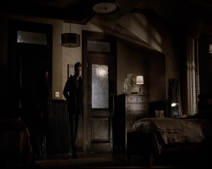 VampireDiariesWorld-dot-org_5x19ManOnFire1876.jpg