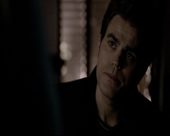 VampireDiariesWorld-dot-org_5x19ManOnFire1897.jpg