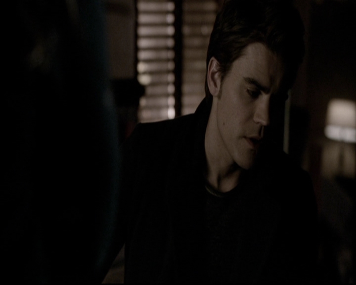 VampireDiariesWorld-dot-org_5x19ManOnFire1899.jpg