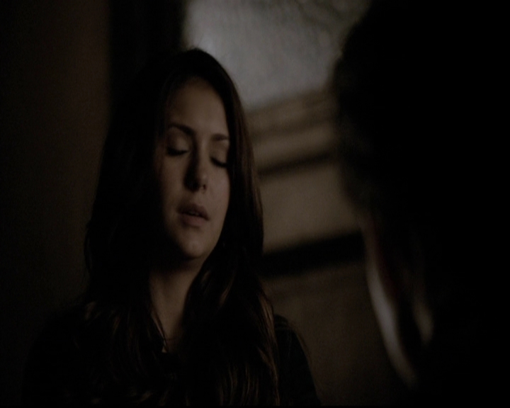 VampireDiariesWorld-dot-org_5x19ManOnFire1911.jpg