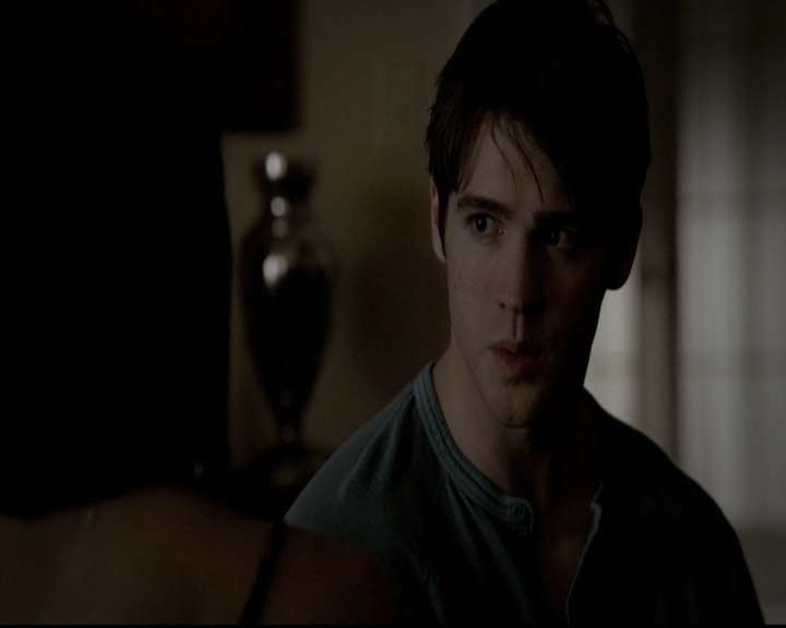 VampireDiariesWorld-dot-org_5x19ManOnFire1932.jpg