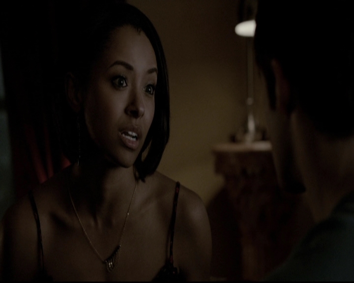 VampireDiariesWorld-dot-org_5x19ManOnFire1958.jpg