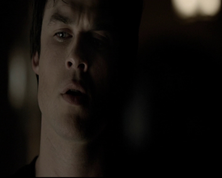 VampireDiariesWorld-dot-org_5x19ManOnFire2108.jpg