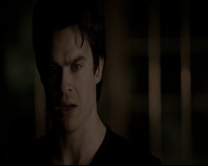 VampireDiariesWorld-dot-org_5x19ManOnFire2128.jpg