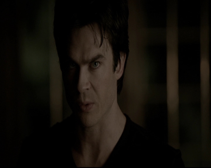 VampireDiariesWorld-dot-org_5x19ManOnFire2137.jpg