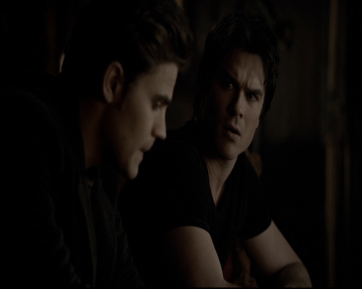 VampireDiariesWorld-dot-org_5x19ManOnFire2174.jpg