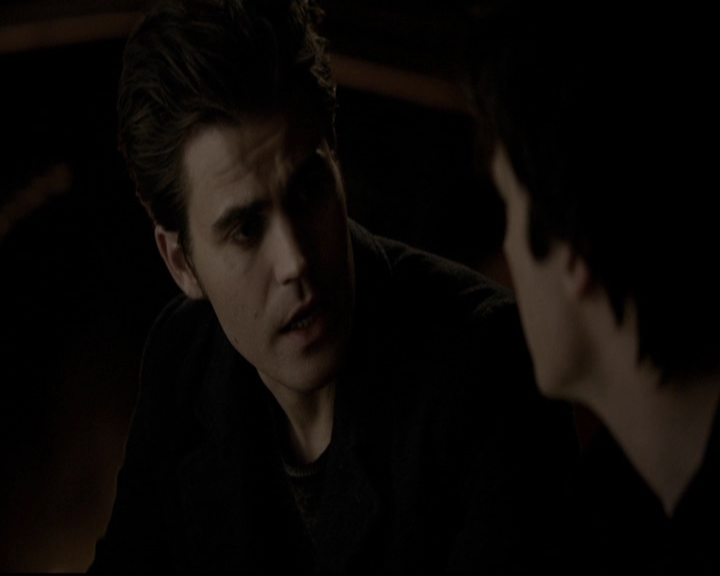 VampireDiariesWorld-dot-org_5x19ManOnFire2176.jpg