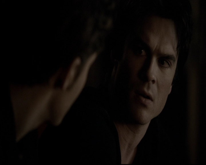 VampireDiariesWorld-dot-org_5x19ManOnFire2179.jpg