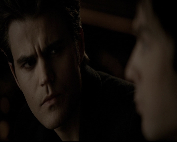 VampireDiariesWorld-dot-org_5x19ManOnFire2232.jpg