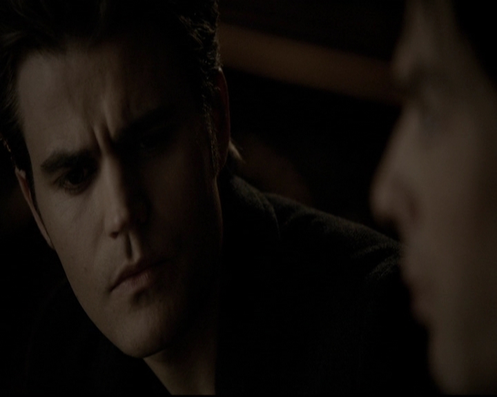 VampireDiariesWorld-dot-org_5x19ManOnFire2234.jpg