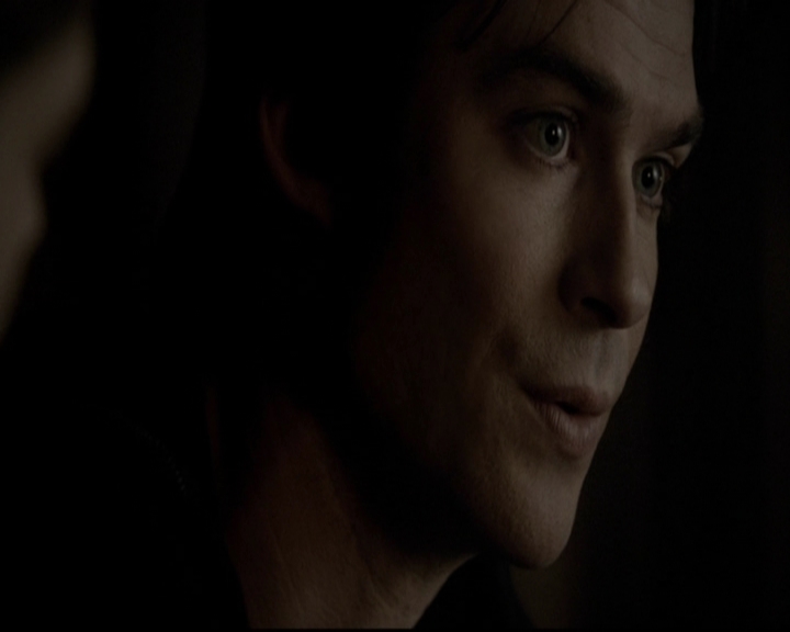 VampireDiariesWorld-dot-org_5x19ManOnFire2238.jpg