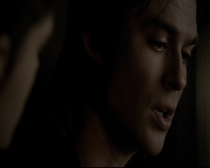 VampireDiariesWorld-dot-org_5x19ManOnFire2241.jpg