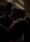 VampireDiariesWorld-dot-org_5x19ManOnFire1829.jpg