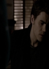 VampireDiariesWorld-dot-org_5x19ManOnFire1900.jpg