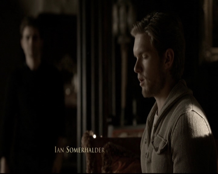 VampireDiariesWorld-dot-org_5x20WhatLiesBeneath0210.jpg