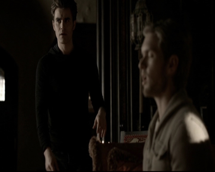 VampireDiariesWorld-dot-org_5x20WhatLiesBeneath0214.jpg