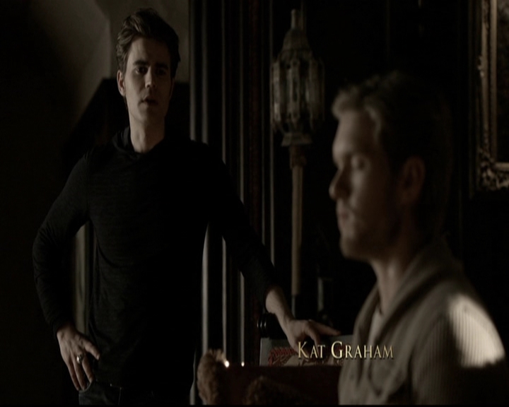 VampireDiariesWorld-dot-org_5x20WhatLiesBeneath0218.jpg