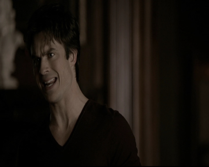 VampireDiariesWorld-dot-org_5x20WhatLiesBeneath0220.jpg