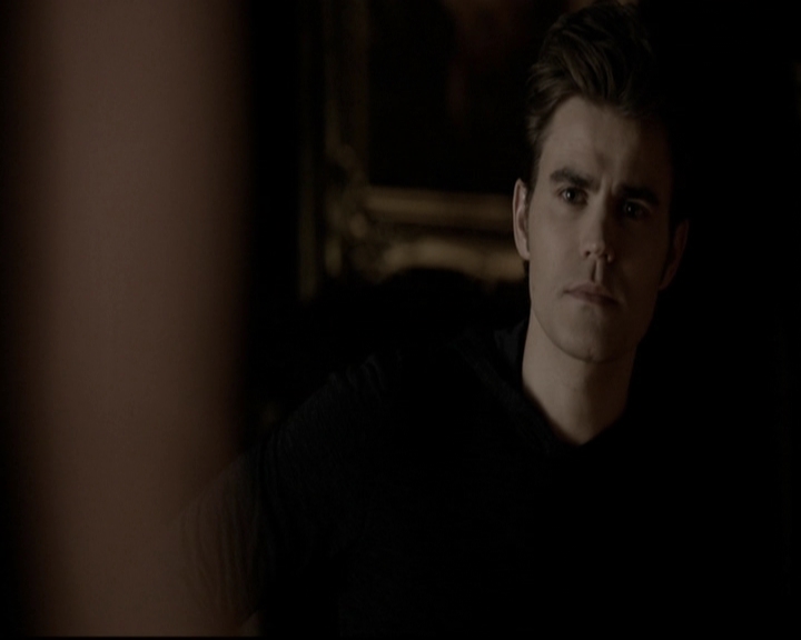 VampireDiariesWorld-dot-org_5x20WhatLiesBeneath0221.jpg