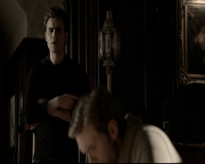 VampireDiariesWorld-dot-org_5x20WhatLiesBeneath0236.jpg