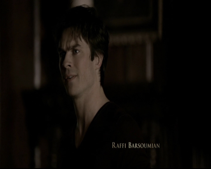 VampireDiariesWorld-dot-org_5x20WhatLiesBeneath0246.jpg