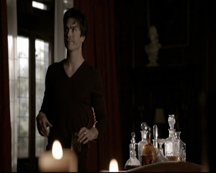 VampireDiariesWorld-dot-org_5x20WhatLiesBeneath0251.jpg