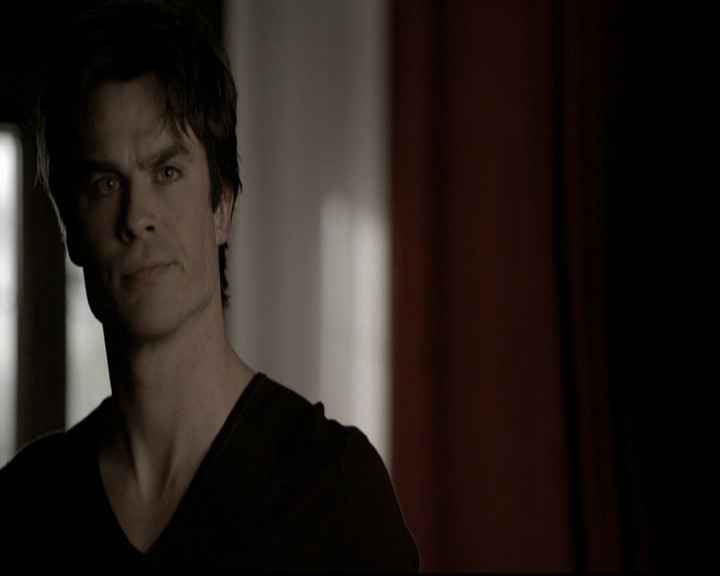 VampireDiariesWorld-dot-org_5x20WhatLiesBeneath0264.jpg