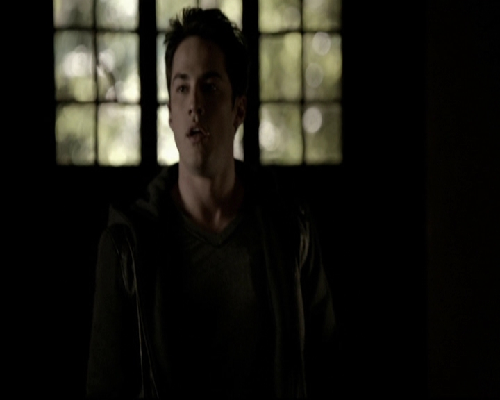 VampireDiariesWorld-dot-org_5x20WhatLiesBeneath0267.jpg