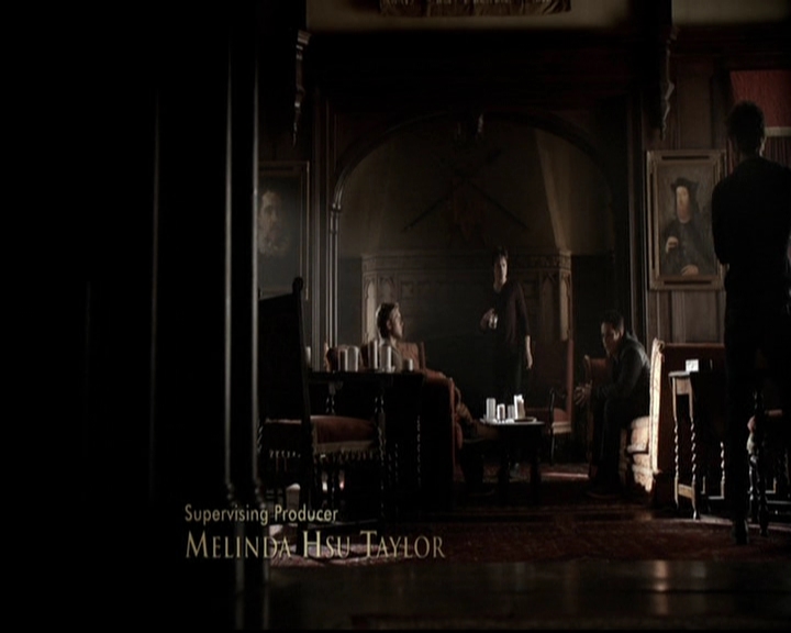 VampireDiariesWorld-dot-org_5x20WhatLiesBeneath0275.jpg