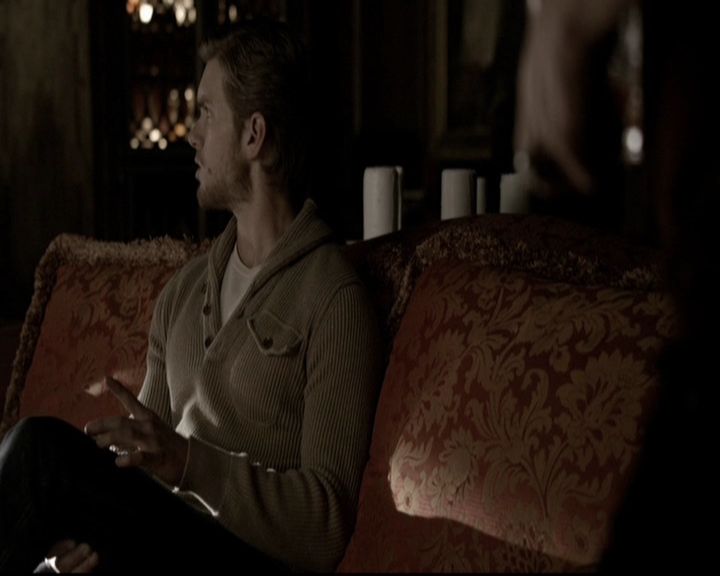 VampireDiariesWorld-dot-org_5x20WhatLiesBeneath0284.jpg